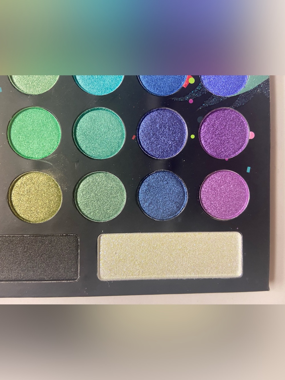 BH Cosmetics Take Me Back to Brazil 35 Color Eyeshadow Palette new never used - Picture 10 of 15